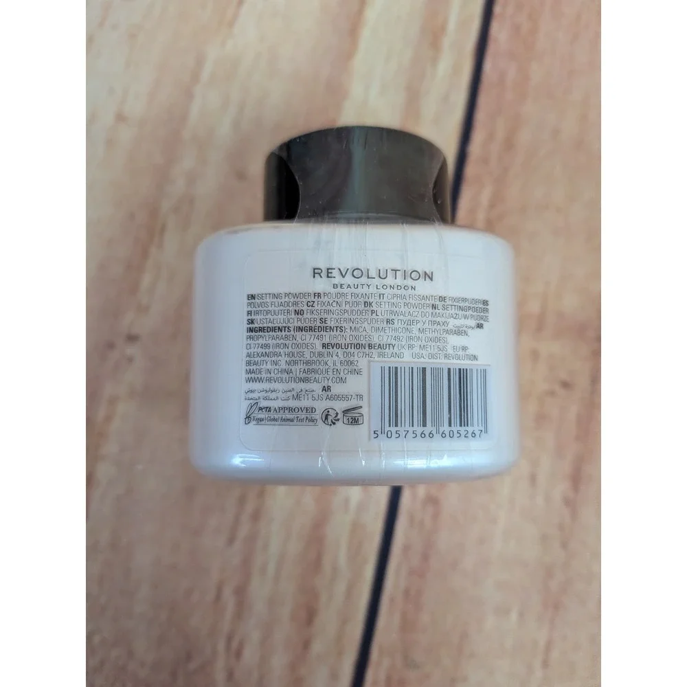 3 Pk Makeup Revolution Translucent Loose Baking Powder 10g